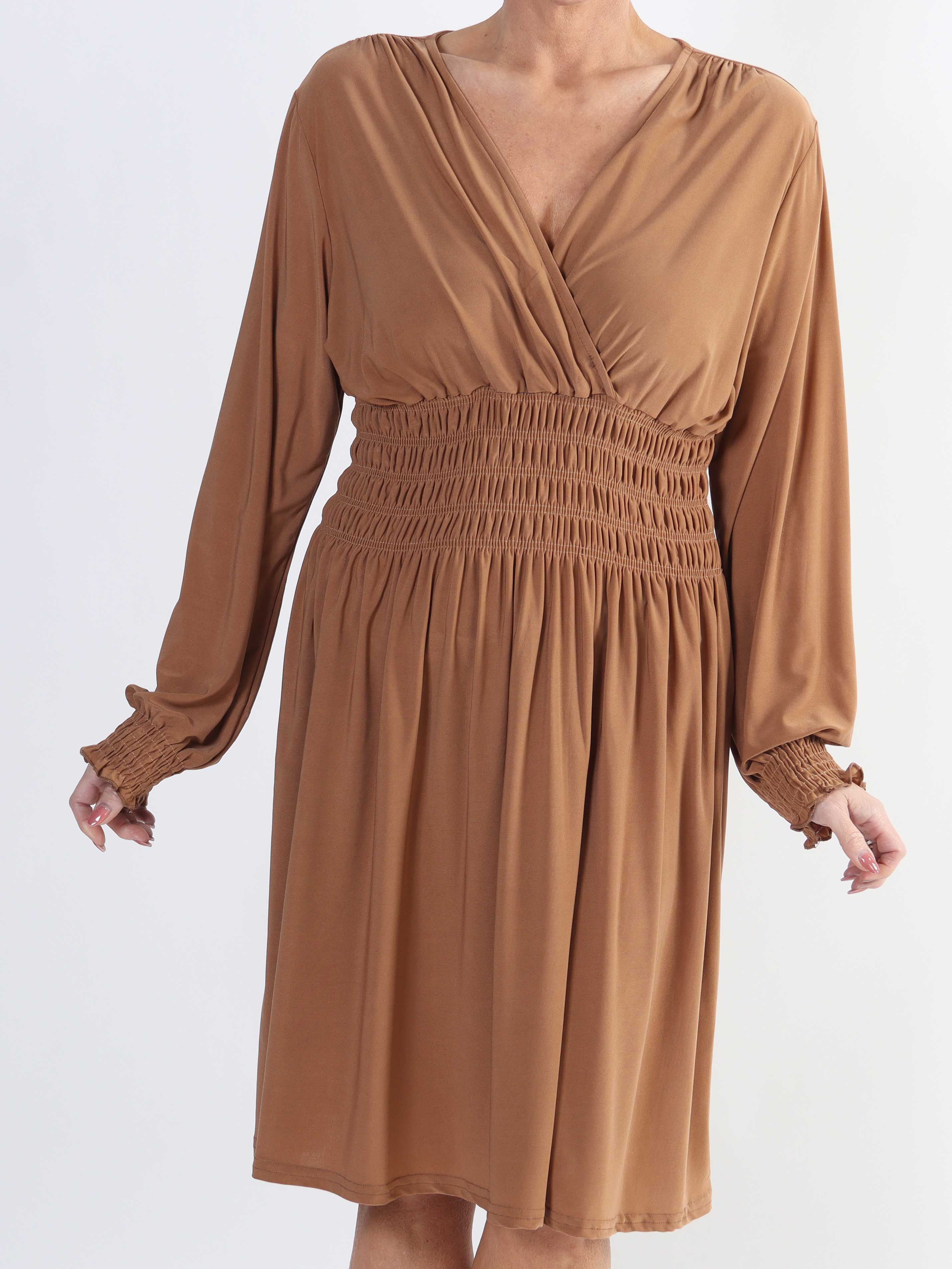 Pams Plain Short L/S - Elastisk klänning i stora storlekar med smock och långa ärmar - Camel